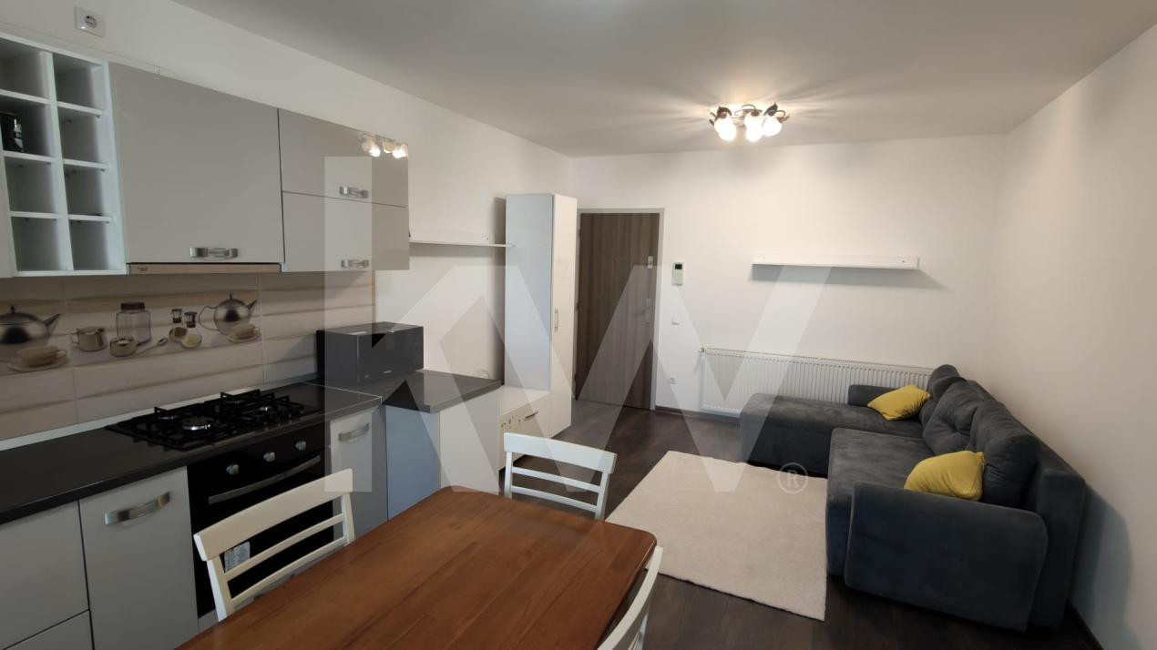 Apartament de inchiriat 3 camere mobilat