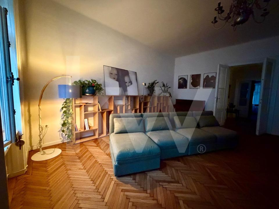 Apartament cu 4 camere și 4 băi de închiriat | Strada Avram Iancu Centru Istoric