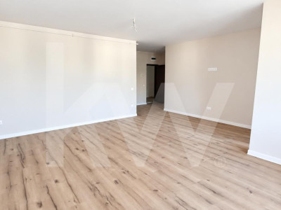 Apartament semidecomandata, 54mp, 2 camere, la cheie, Doamna Stanca