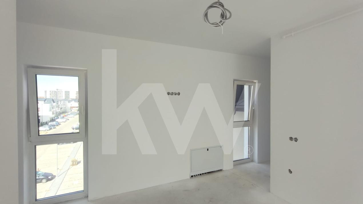 Apartament trei camere, trei balcoane 