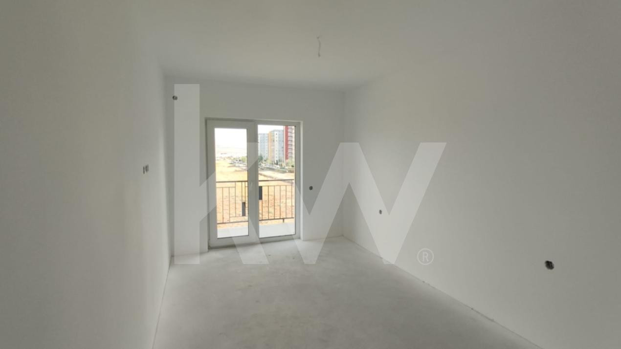 Apartament cu 3 camere si 3 balcoane