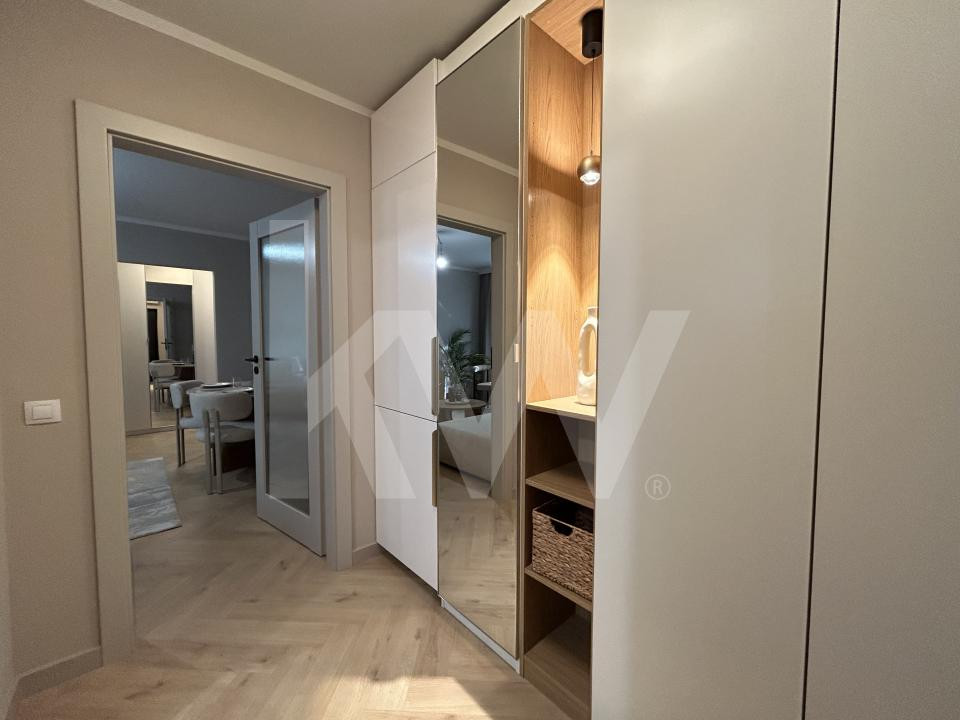 Apartament modern cu 2 camere de închiriat