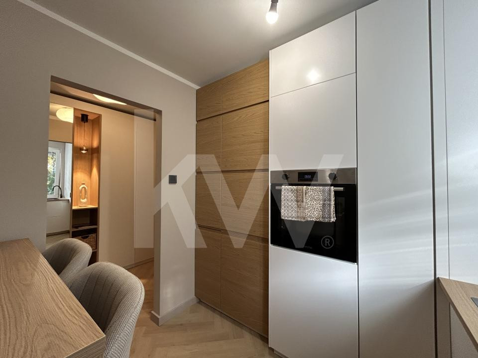 Apartament modern cu 2 camere de închiriat