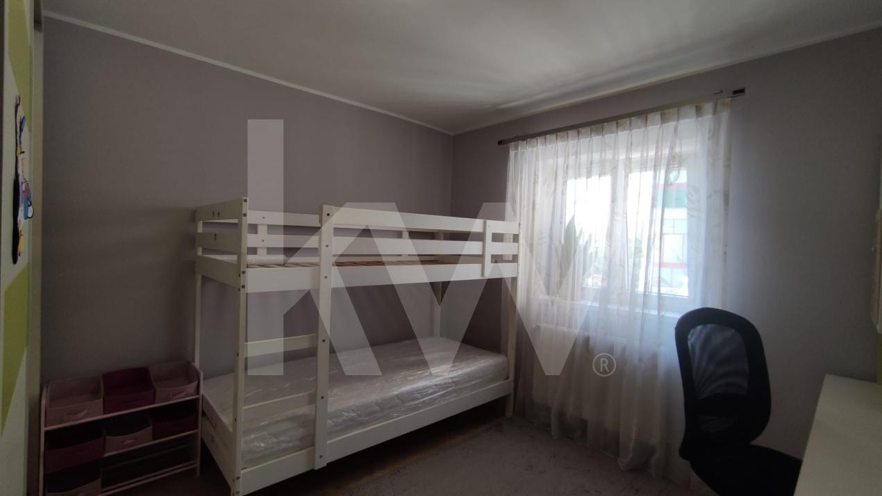 Apartament 3 camere, zona Penny Cireșica – etaj 3, semidecomandat