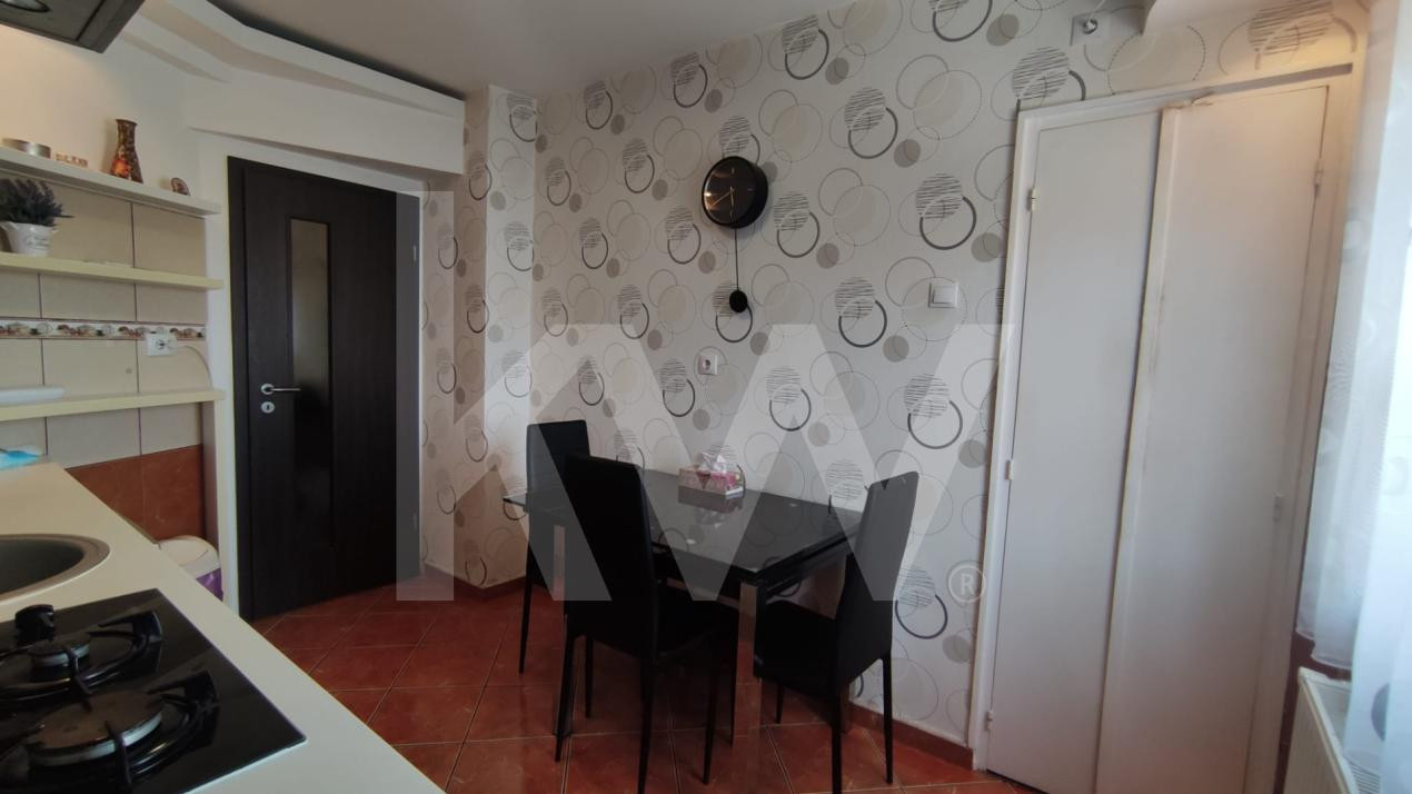 Apartament 3 camere, zona Penny Cireșica – etaj 3, semidecomandat