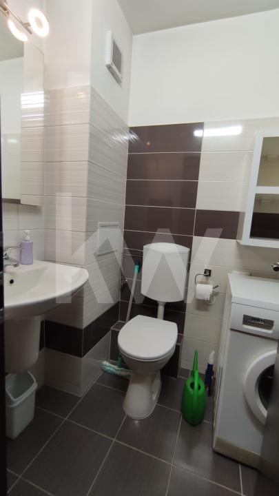 Apartament 3 camere, zona Penny Cireșica – etaj 3, semidecomandat