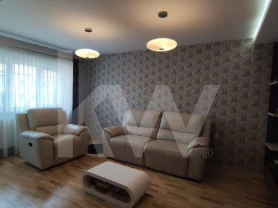 Apartament 3 camere, zona Penny Cireșica – etaj 3, semidecomandat