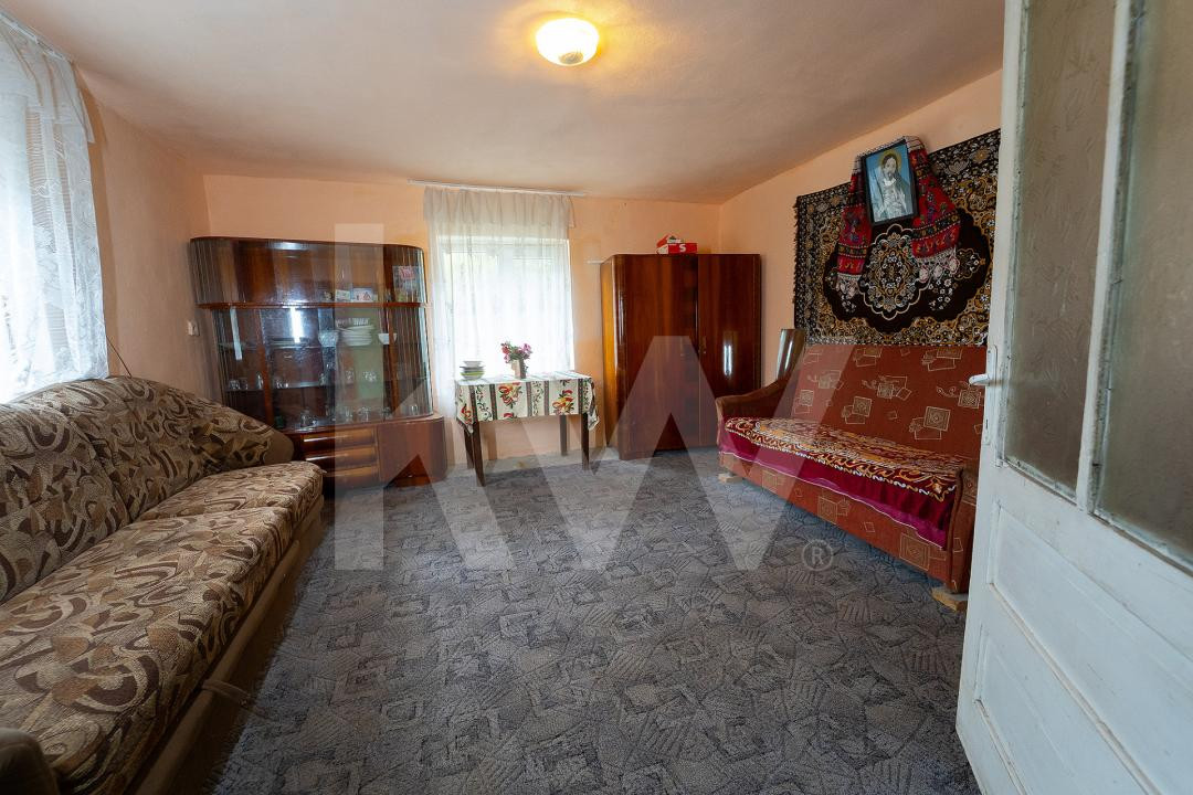 Casă de renovat în Tălmăcel – investiție