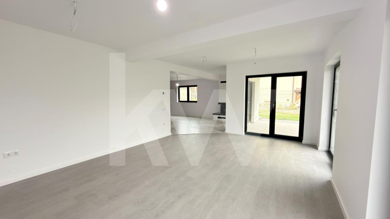 Casa individuala cu priveliste spre munte