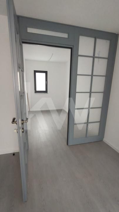 Casa individuala cu priveliste spre munte