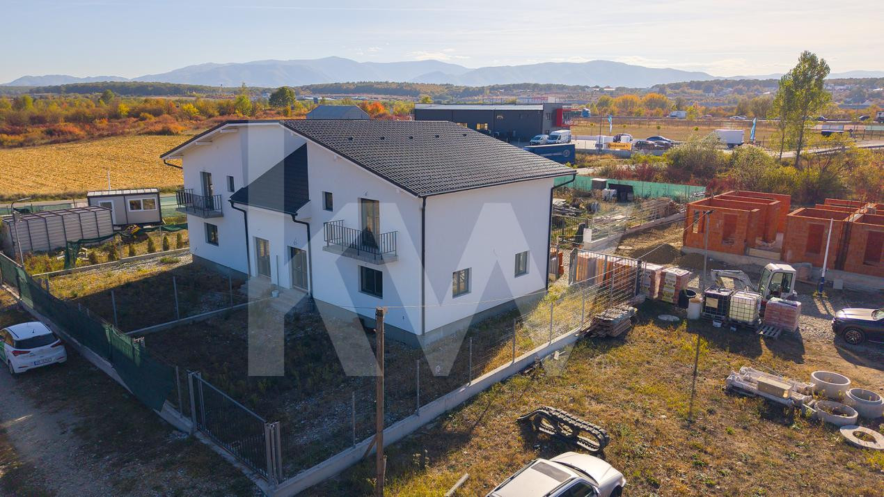 Duplex 130 mp utili |  Ansamblu nou | Șelimbăr – Mohu