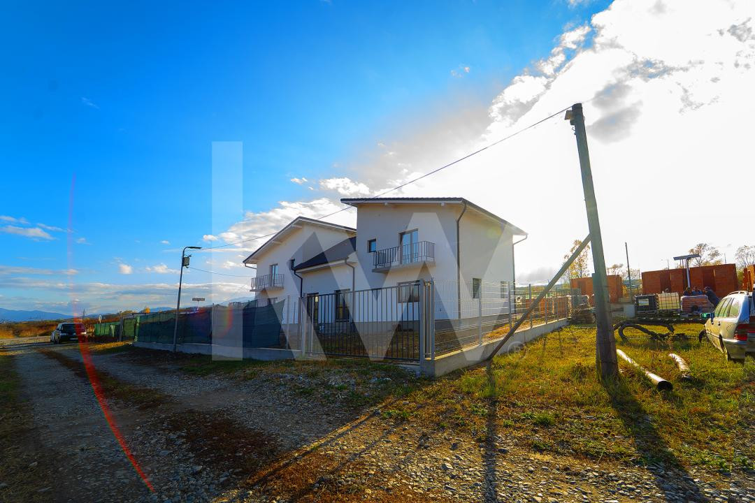 Duplex 130 mp utili |  Ansamblu nou | Șelimbăr – Mohu