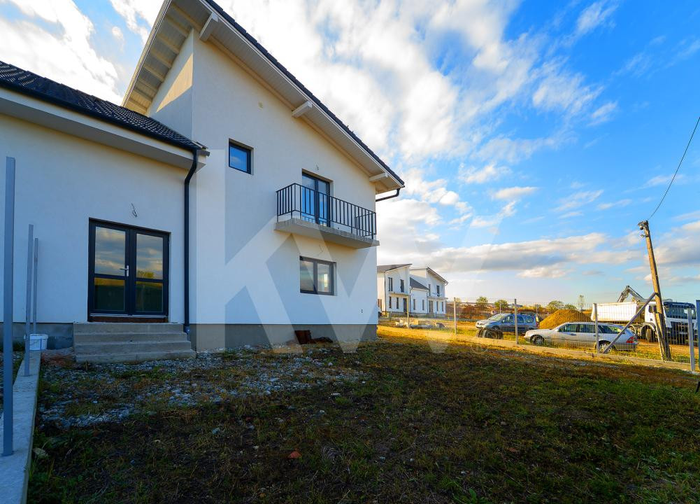 Duplex 130 mp utili |  Ansamblu nou | Șelimbăr – Mohu
