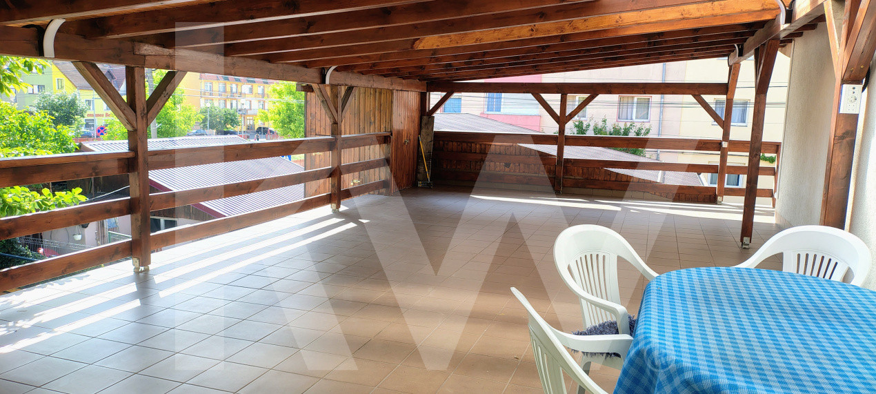 Apartament la casă - 2 camere - Ștrand
