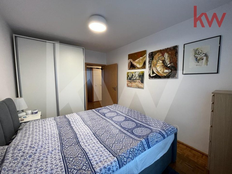 Apartament 4 camere-2 bai-balcon închis, bucătărie separată. Str. Rahovei Sibiu