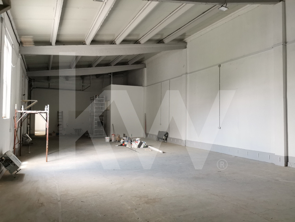 Hală industrială, spațiu depozitare, atelier producție, showroom, 240 mp, Sibiu