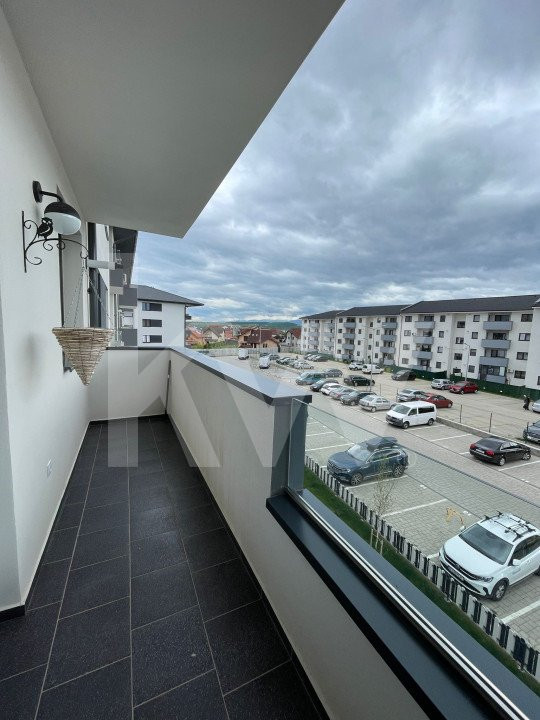 Apartament modern cu 3 camere si loc de parcare - Selimbar