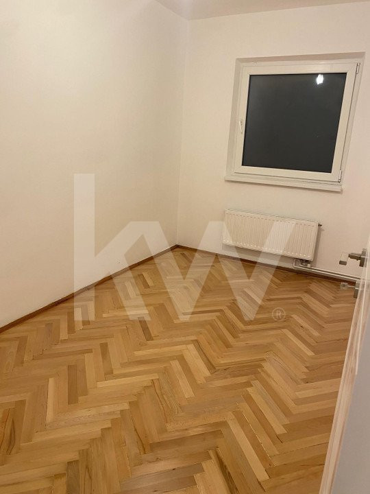 Apartament 3 camere, decomandat, 56 mpu, Valea Aurie