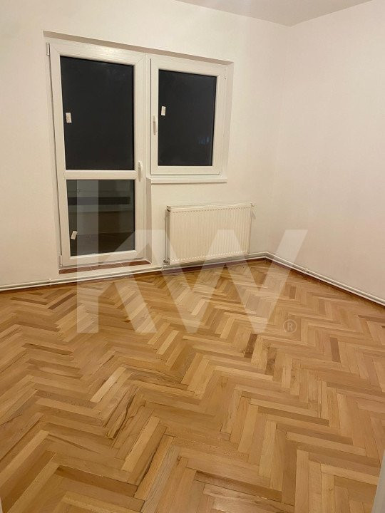 Apartament 3 camere, decomandat, 56 mpu, Valea Aurie