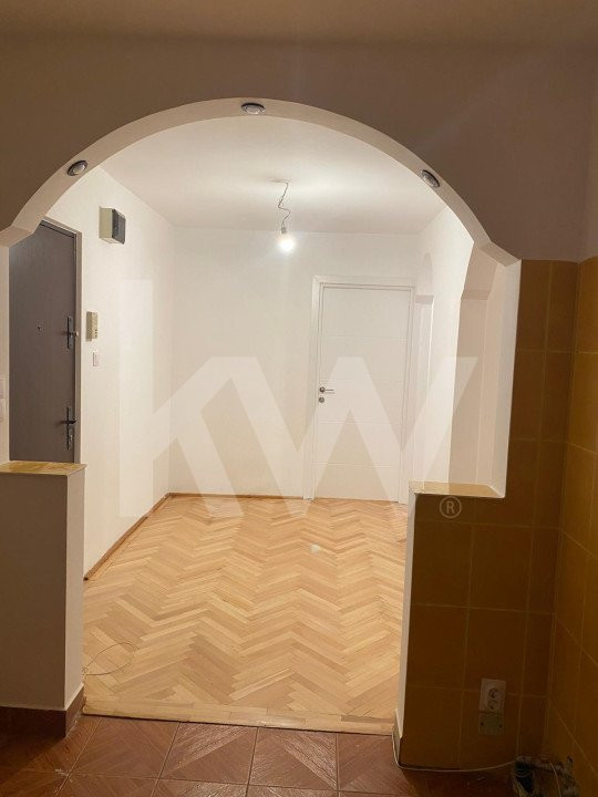 Apartament 3 camere, decomandat, 56 mpu, Valea Aurie