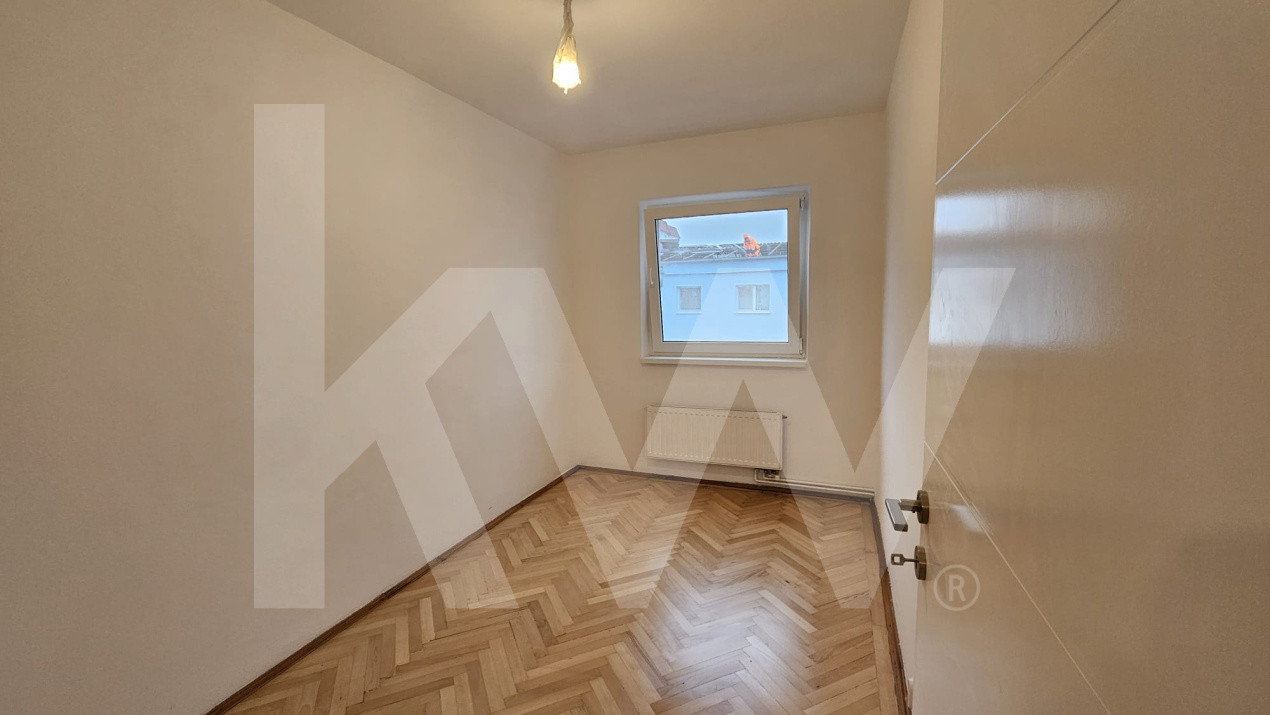 Apartament 3 camere, decomandat, 56 mpu, Valea Aurie