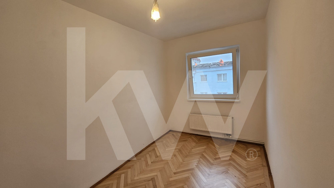 Apartament 3 camere, decomandat, 56 mpu, Valea Aurie