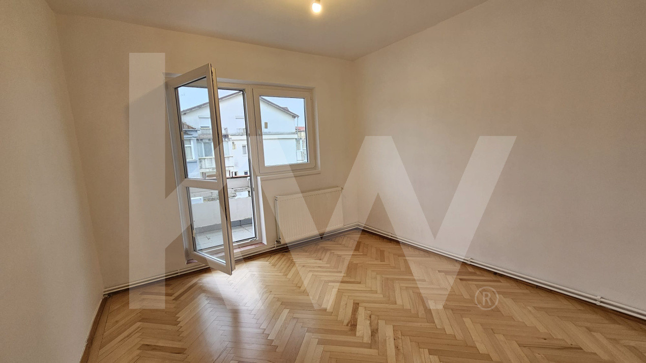 Apartament 3 camere, decomandat, 56 mpu, Valea Aurie