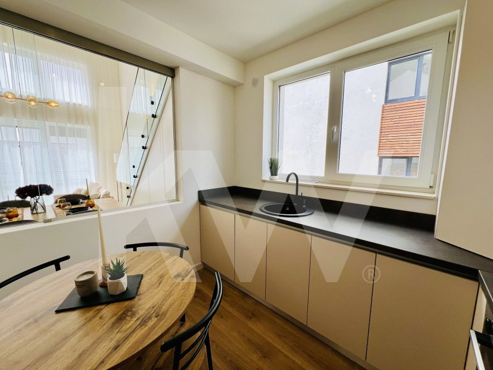 Penthouse 4 camere - mobilat si utilat, intabulat