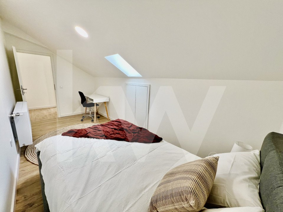 Penthouse 4 camere - mobilat si utilat, intabulat
