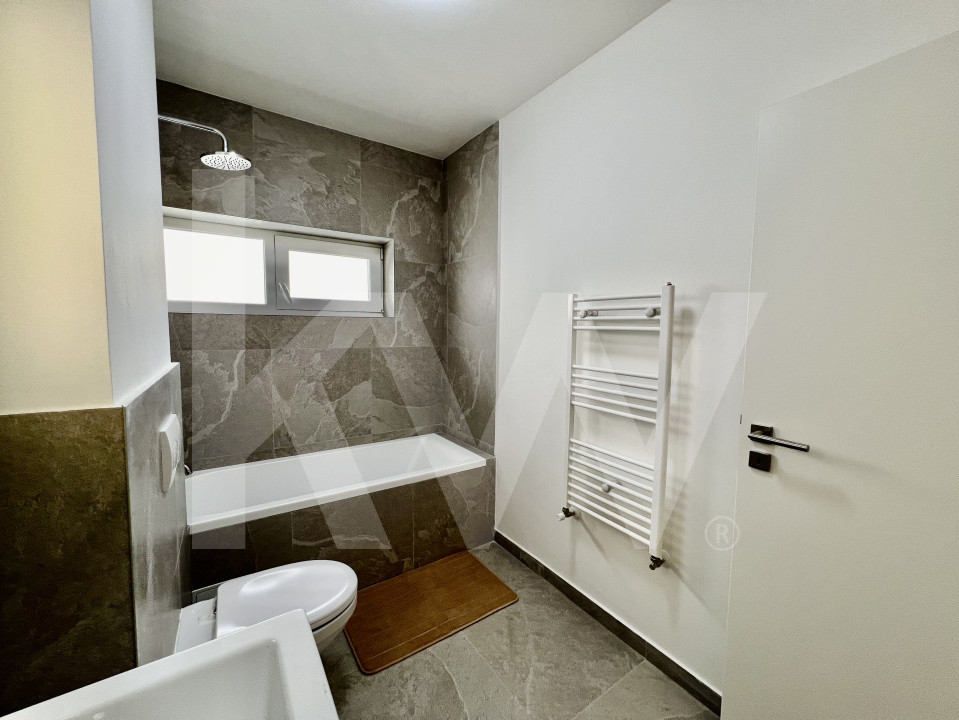Penthouse 4 camere - mobilat si utilat, intabulat