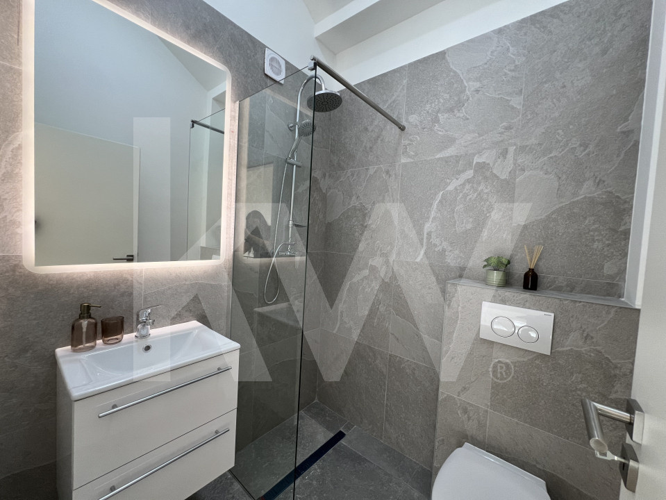 Penthouse 4 camere - mobilat si utilat, intabulat