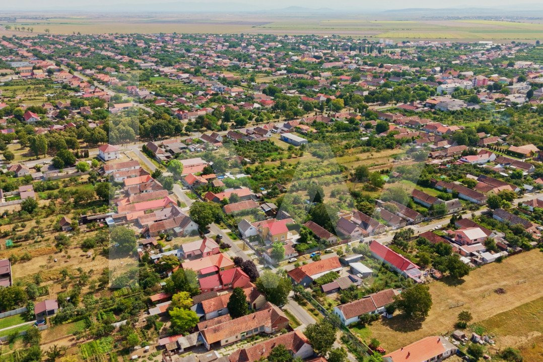 Vila cu 5 dormitoare și grădină generoasă, perfectă pentru familia ta!