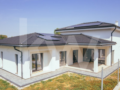 Vila Exclusivista Noua Design Modern si Finisaje de Inalta Calitate Langa Pădure